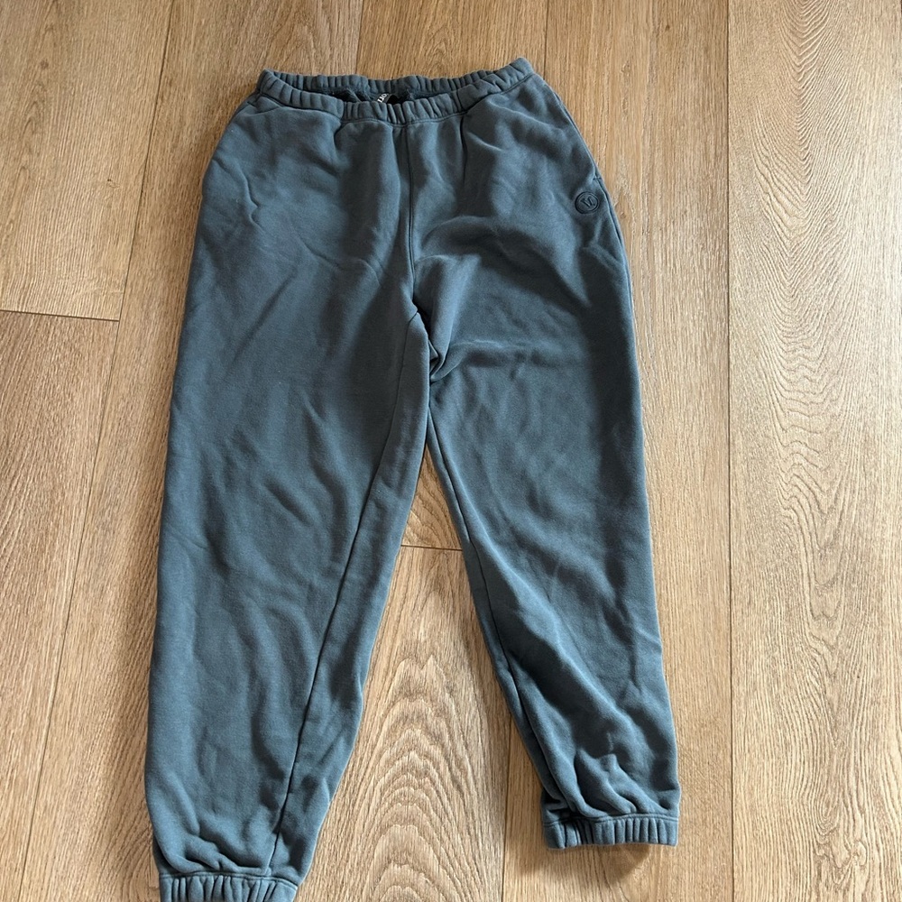 Vuori Gray Hoodie